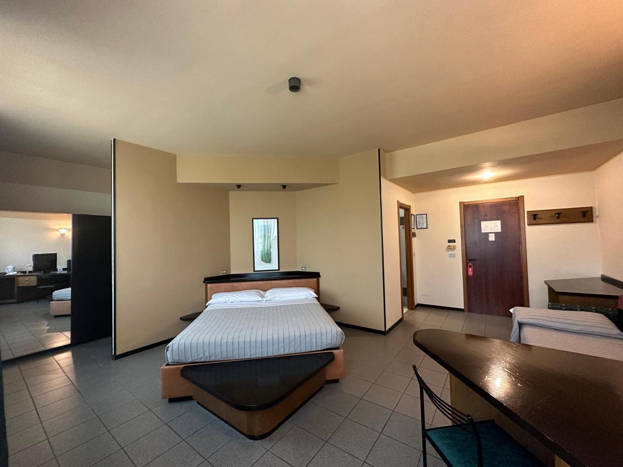 Hotel Griselda Saluzzo Buitenkant foto