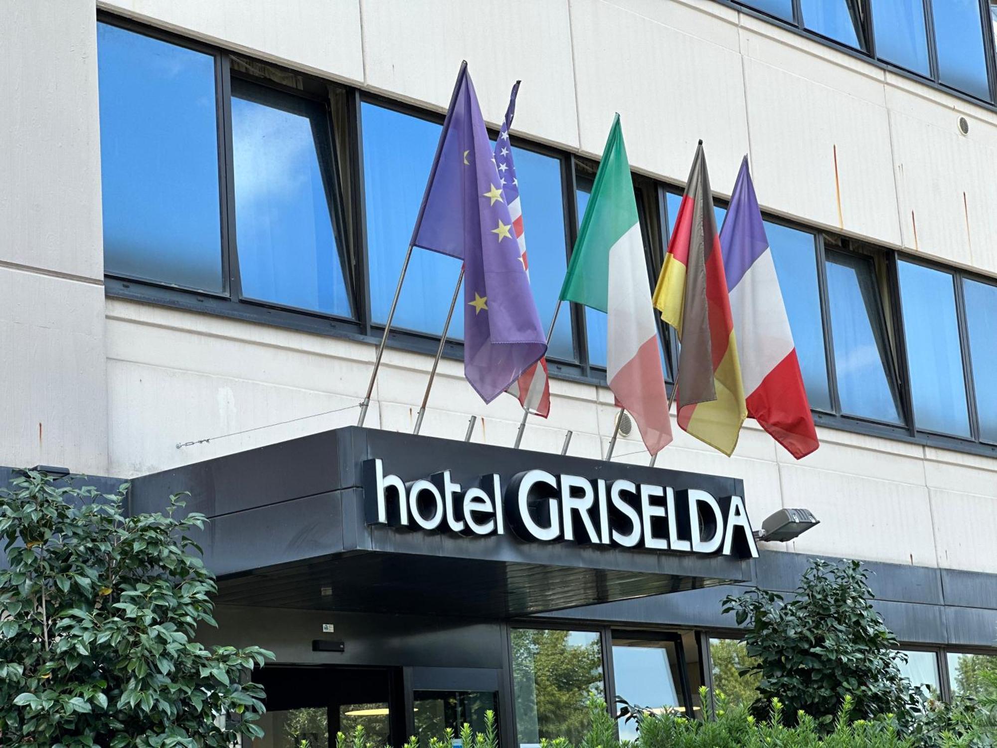 Hotel Griselda Saluzzo Buitenkant foto