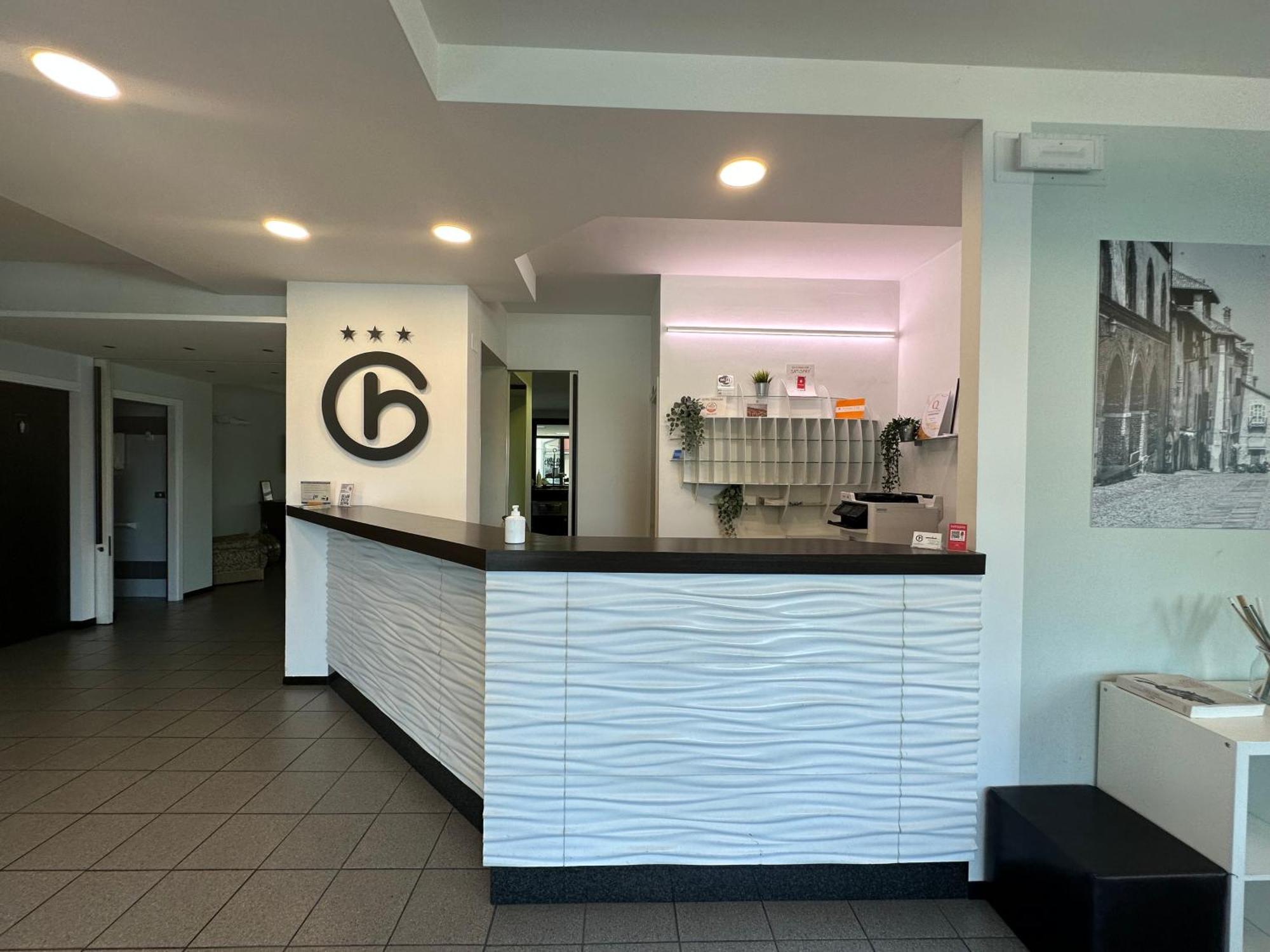 Hotel Griselda Saluzzo Buitenkant foto