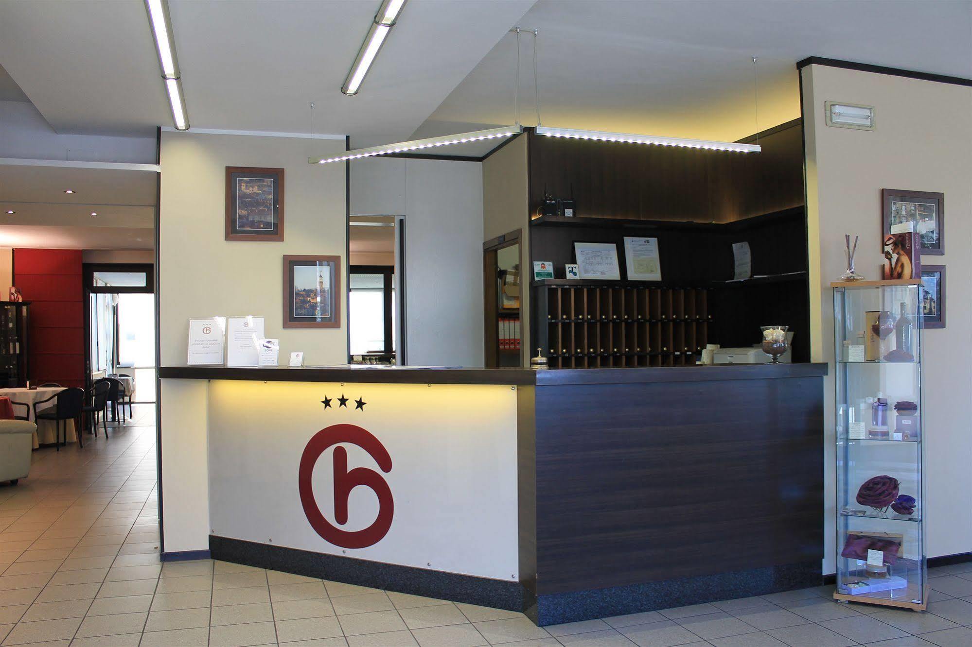 Hotel Griselda Saluzzo Buitenkant foto